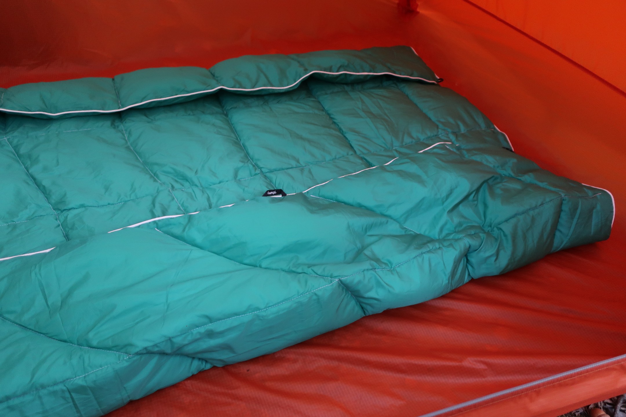 Rumple NanoLoft Puffy Travel Blanket main image 1