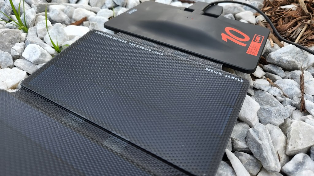 Knog PWR 10 up close