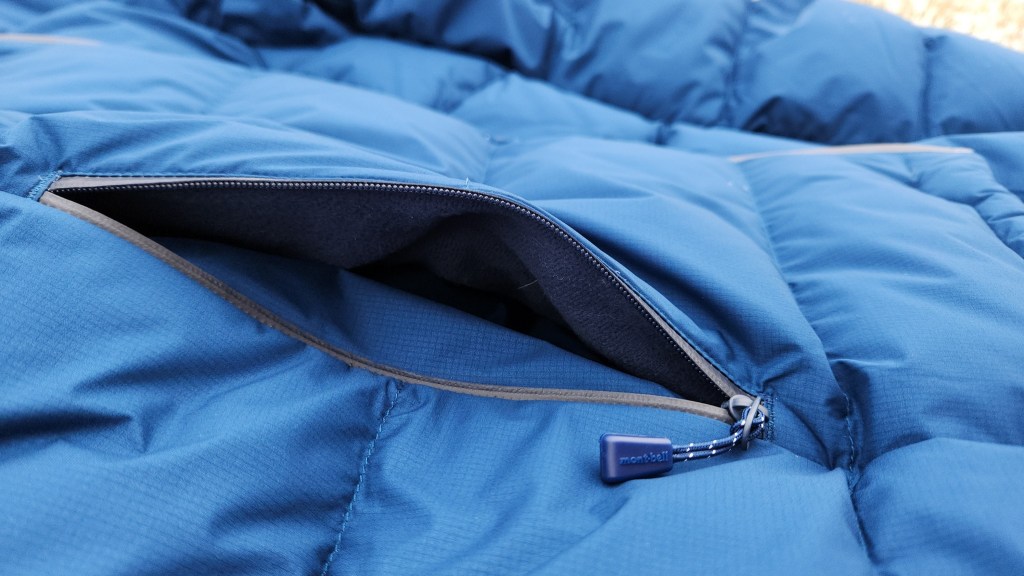 Montbell Permafrost Parka pocket