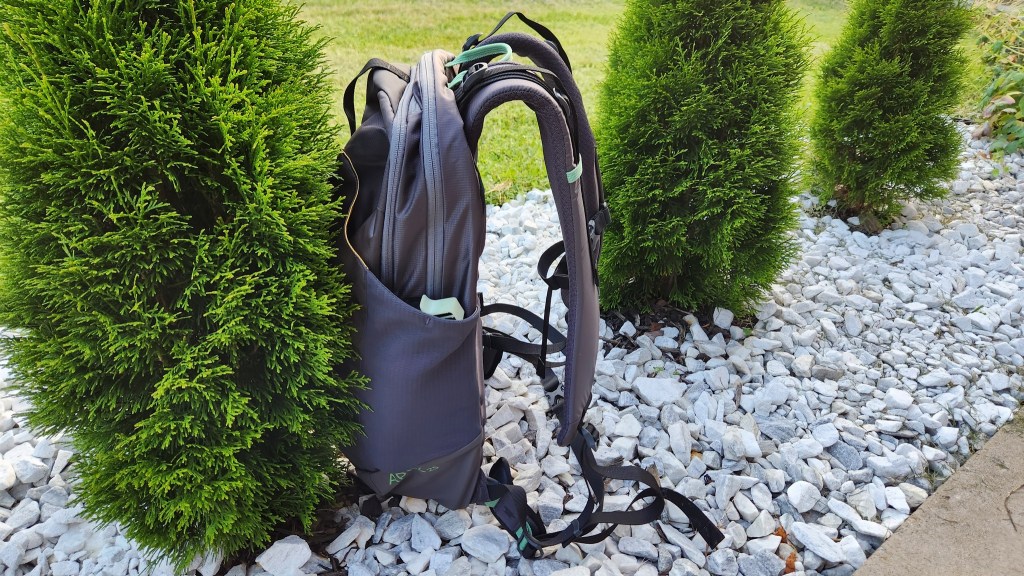 MountainSmith Apex 25