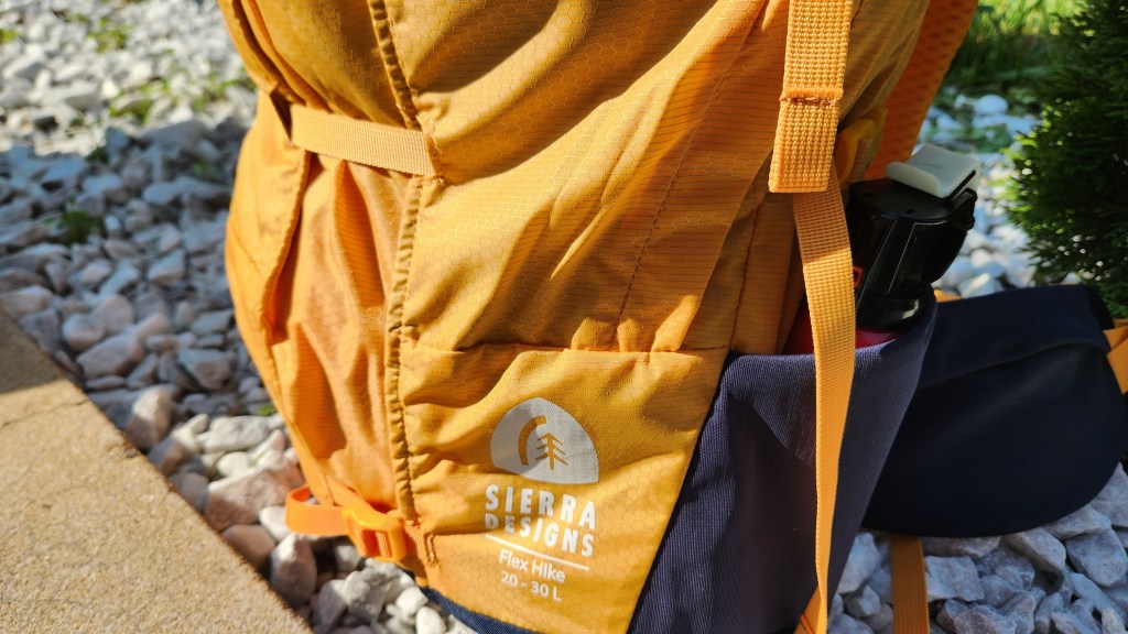 Sierra Designs Flex Hike 20-30 bottom