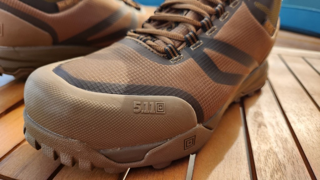5.11 A/T Mid up close
