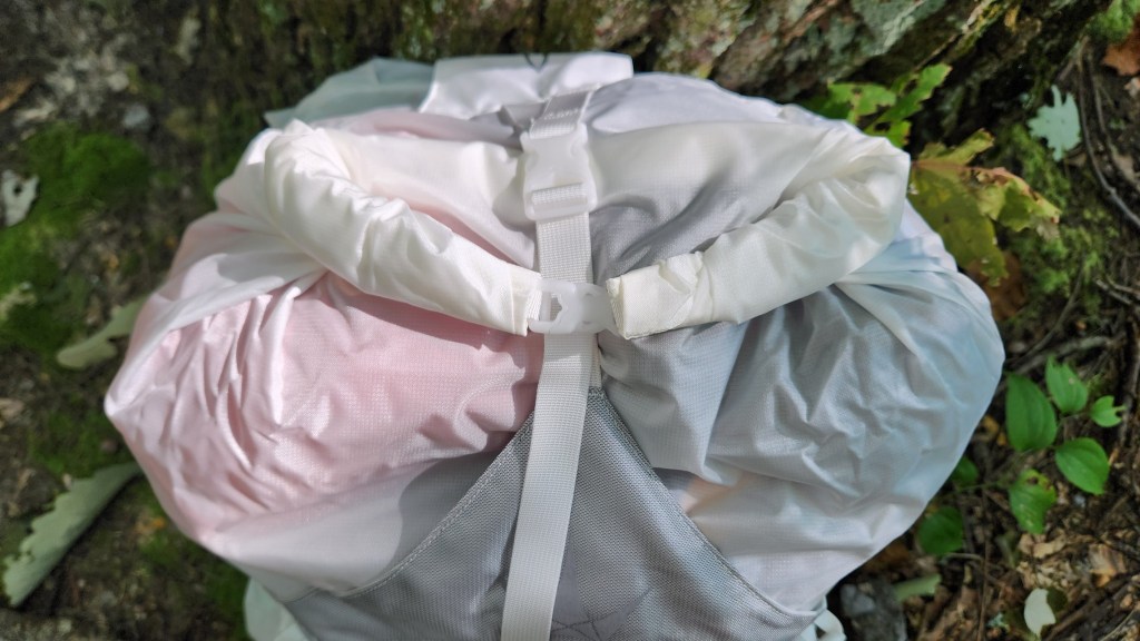 Granite Gear Crown 3 60 Undyed closure