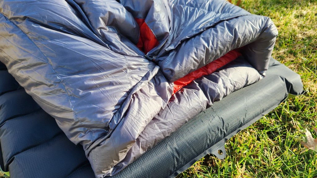 Outdoor Vitals StormLoft Quilt top