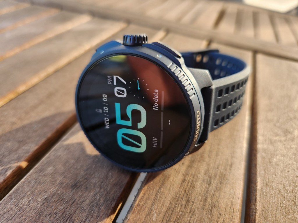 Suunto Race front