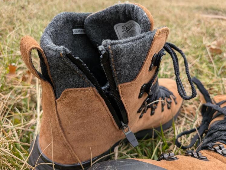 Danner Artic 600 side zip boots